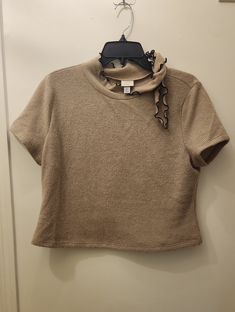 Short Sleeve Ruffle Neck Women's Top - Beige
